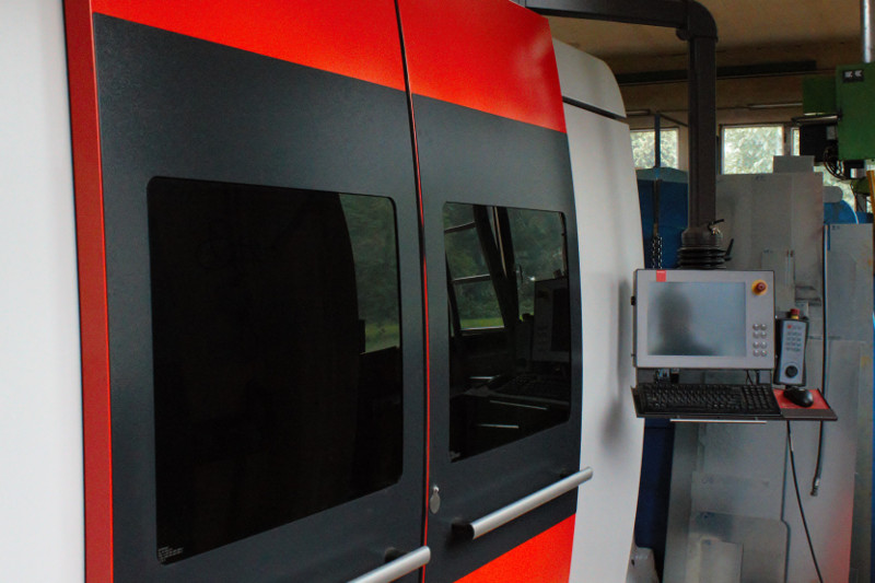 Laserschneidmaschine